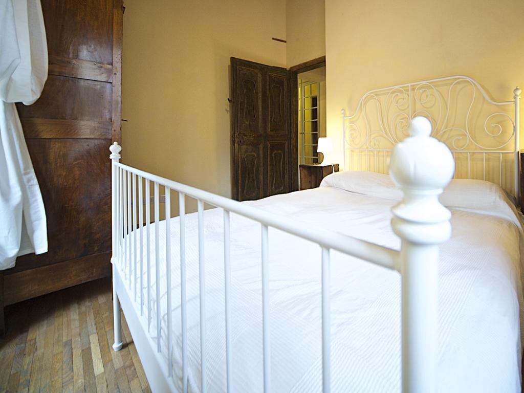 Charming Trastevere Apartment โรม ภายนอก รูปภาพ